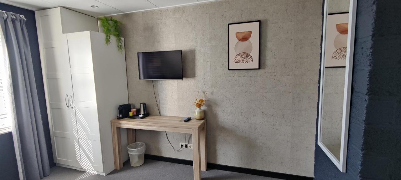 Pension Bakema Ameland Nes  Exterior photo